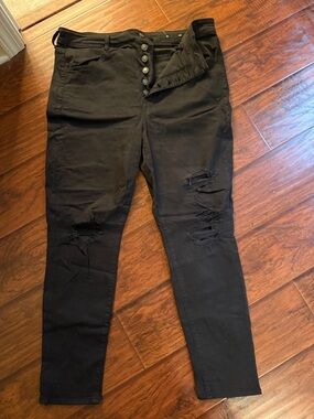 American Eagle Outfitters Black Distressed High-Rise Skinny Jeans